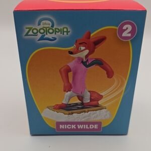 Disney Zootopia Nick Wilde Figure - Red and Pink